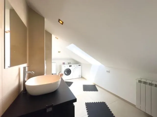 Apartman Edo 4 プーラ 0*,  クロアチア